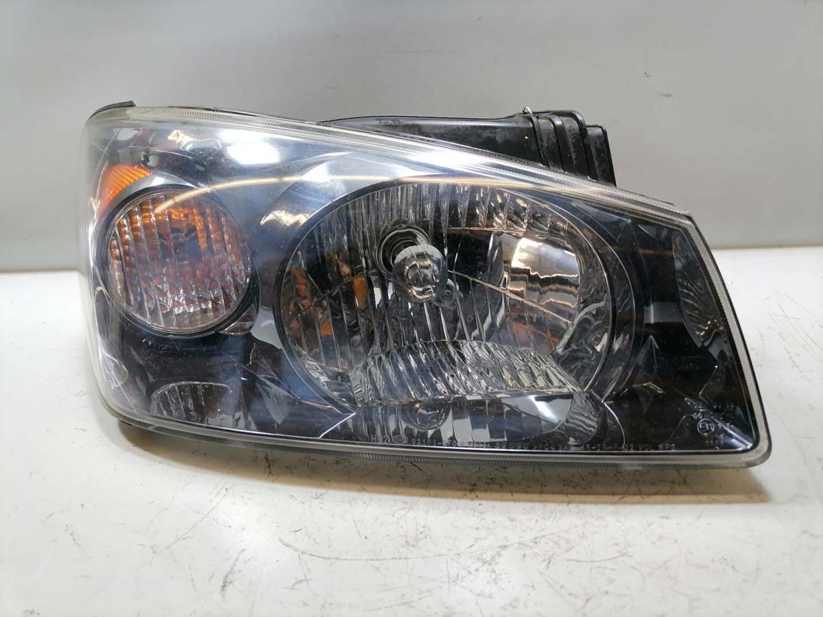 Kia Cerato original Scheinwerfer vorn rechts Halogen Bj.2004
